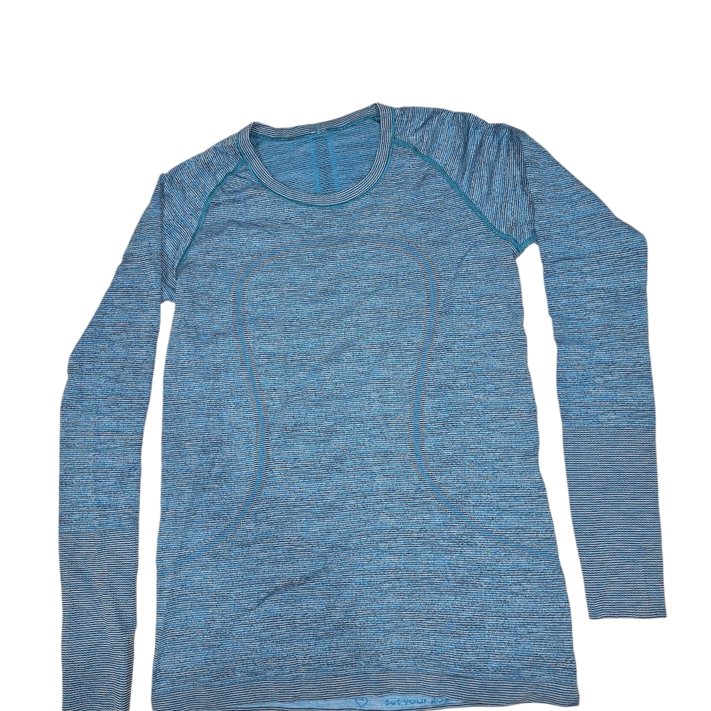 Lululemon Athletica Light Blue Knit Top